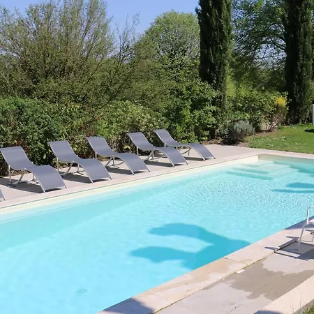 Et Table L' Echappee 4*
