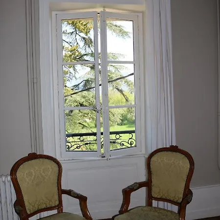 Et Table L' Echappee 4*