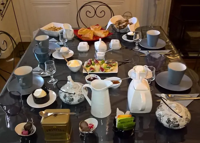 Et Table L' échappée Couette-café 4*