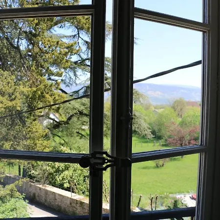 Bed & Breakfast Et Table L' Echappee Bouvesse-Quirieu