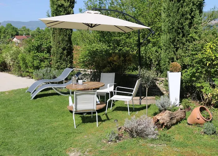 Et Table L' Echappee Bouvesse-Quirieu