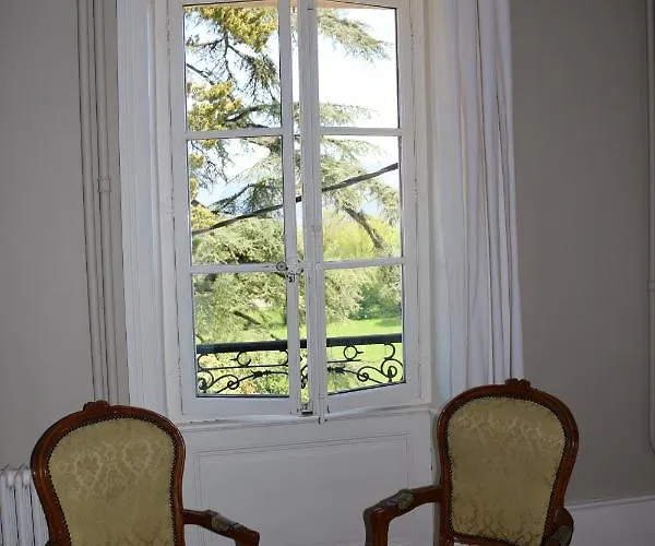 Et Table L' Echappee 4*